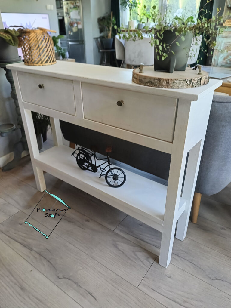 Konsolka komoda drewniana biała przecieranaz 2 szufladami vintage regał