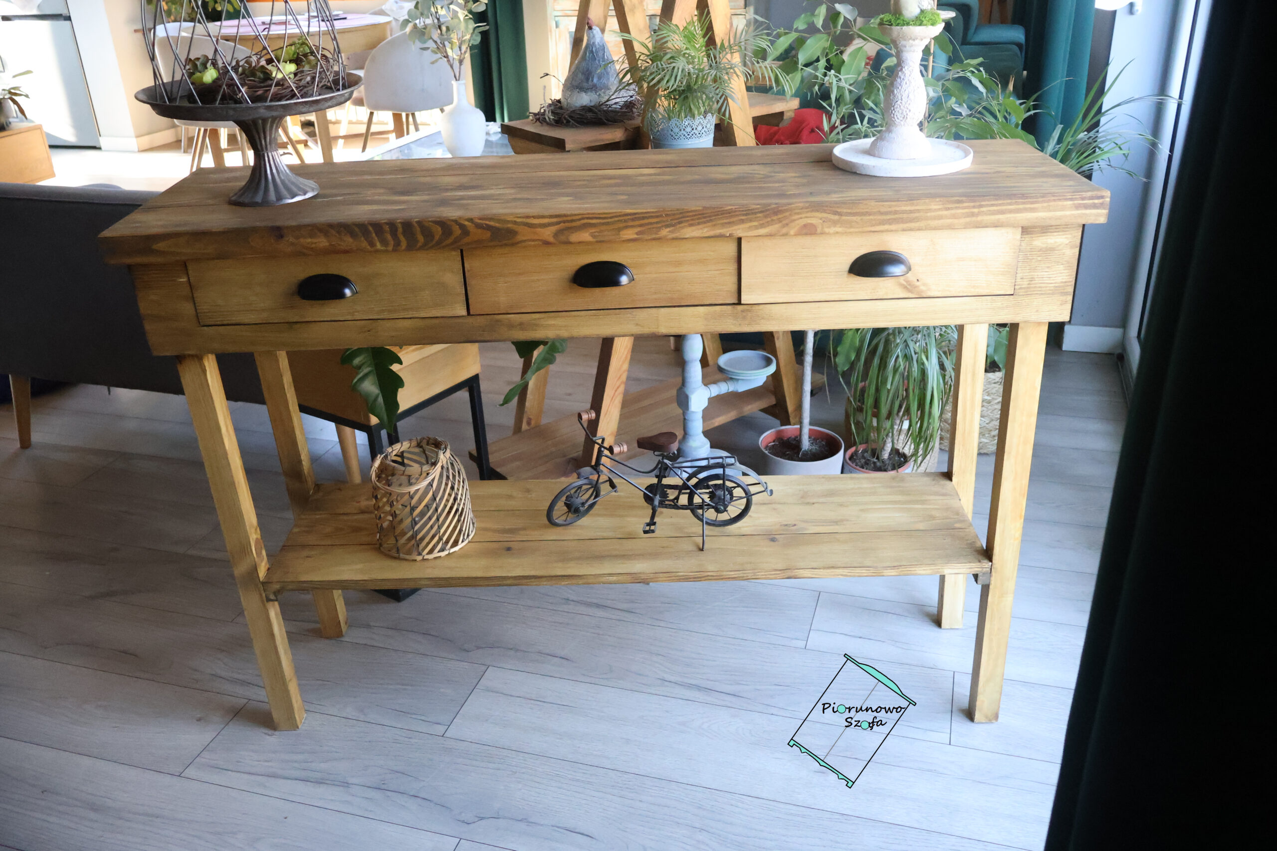 Komoda Vintage – retro z 3 szufladami