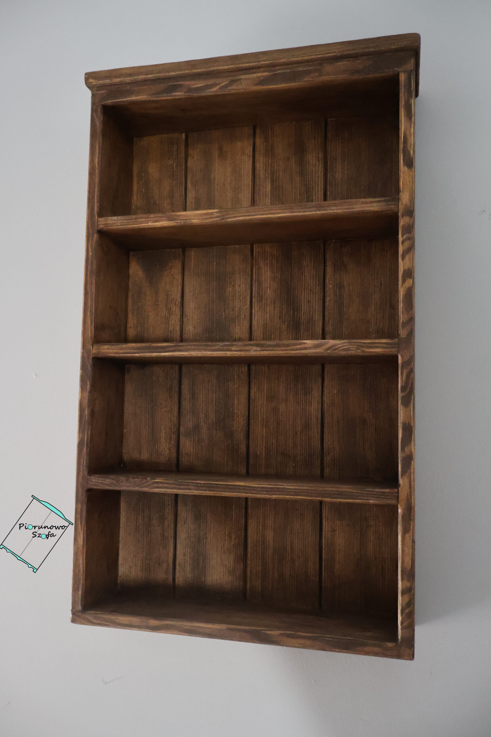 Rustykalna brązowa półka ścienna  – styl vintage