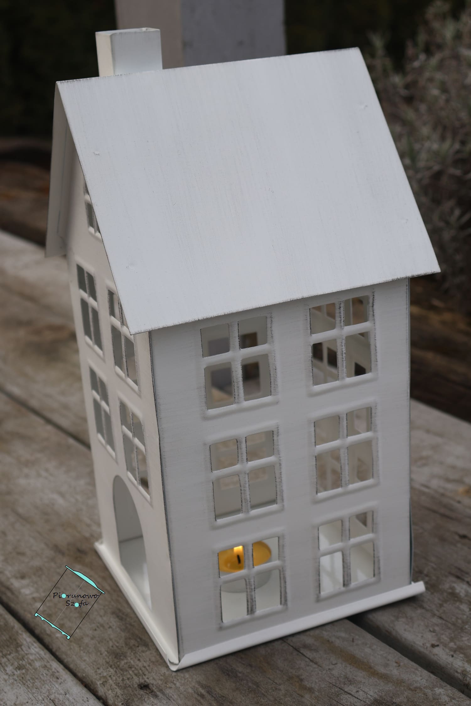 Latarenka dekoracyjna „Domek”na tealighty biały duży