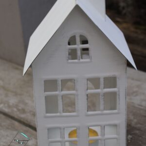 Dekoracyjny domek, świecznik biały na tealighty mały