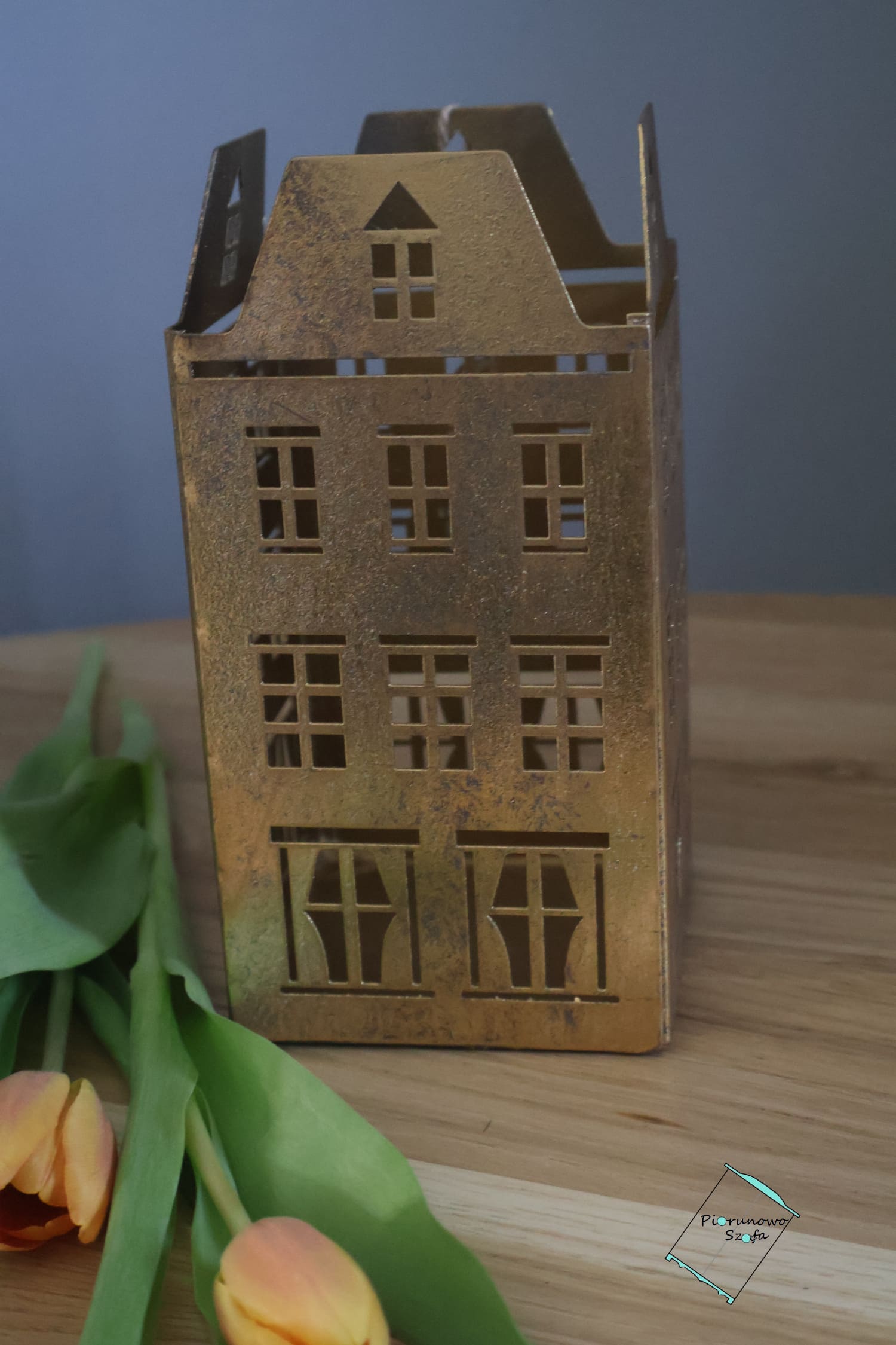 Metalowy lampion „Złoty Domek” mały na tealighty