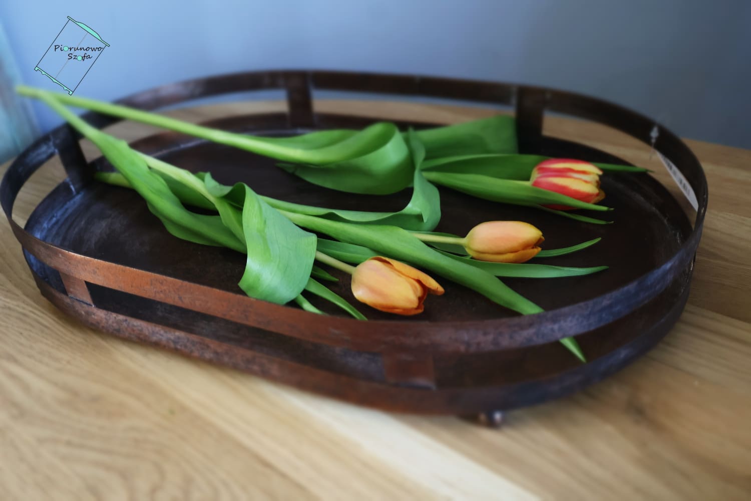 Metalowa taca w stylu vintage miedziana duża